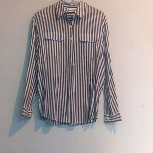 A beautiful very comfortable striped blouse.